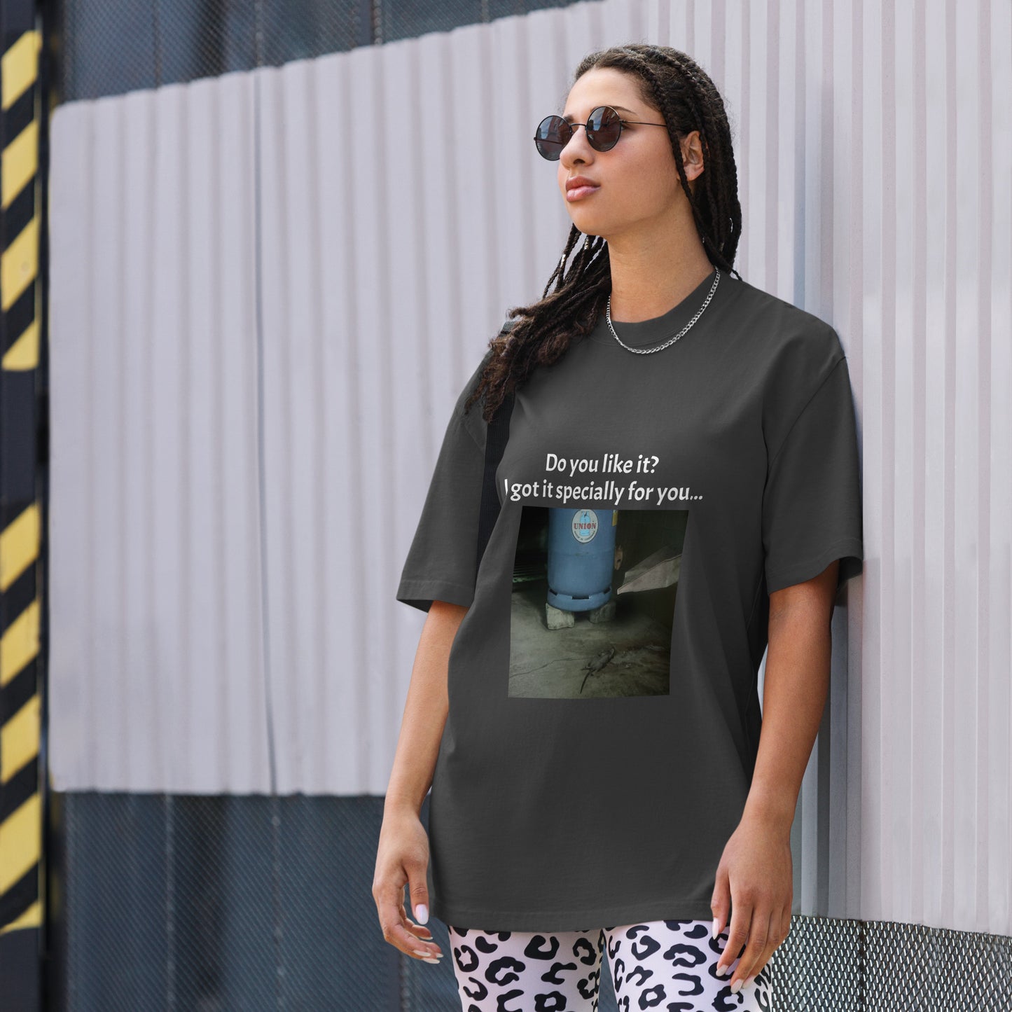 Special Gift Faded Oversized Tee